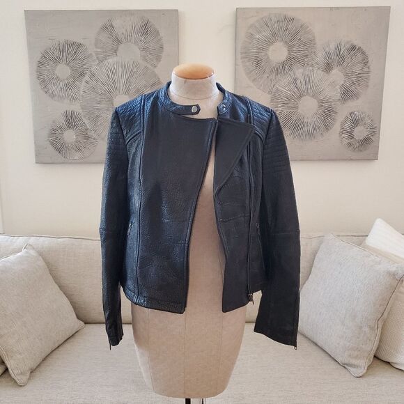 Cupcakes & Cashmere 100% Leather Shirley Moto Jacket size Small in Black - Picture 2 of 15